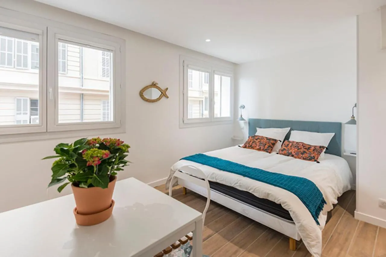 Comfortable Apt Located On The Old Port Marseille France